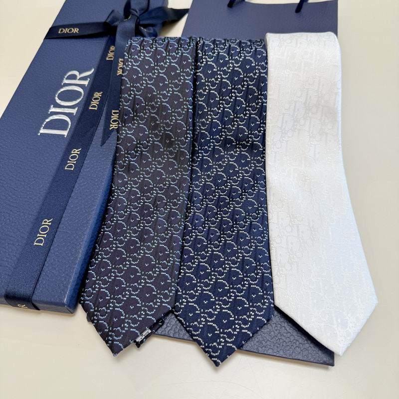 Dior Tie hm23